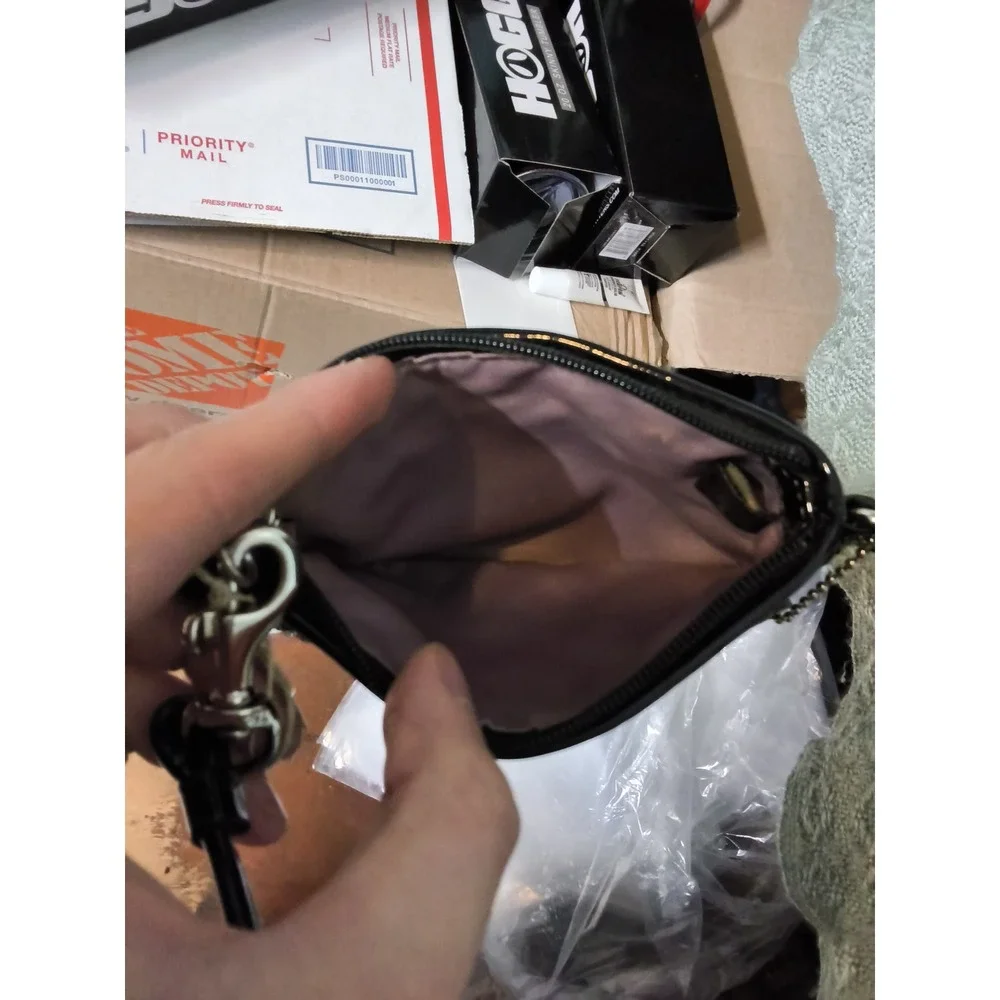 14. Coach Poppy Black Sequin Wristlet Clutch Bag Patent Leather Trim Silver Logo